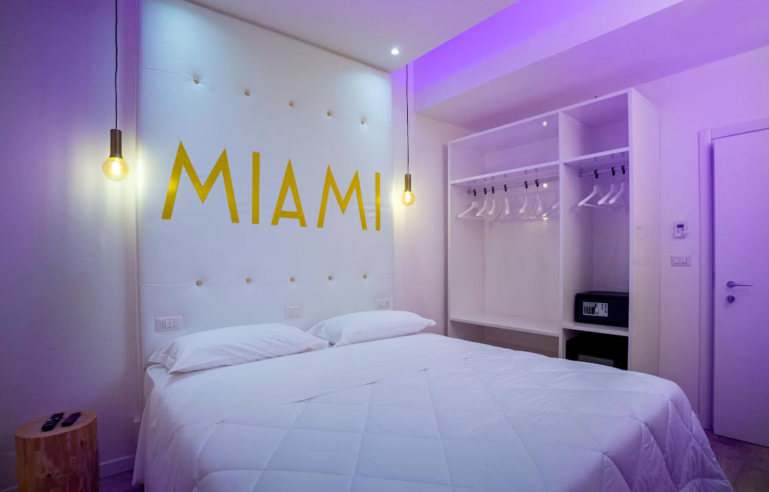 media.Camere-Suite-laterale-04-Hotel-Miami-Suite-Hotel