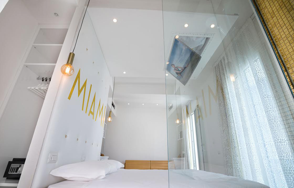 media.Camere-Junior-Suite-fronte-mare-03-Hotel-Miami-Suite-Hotel